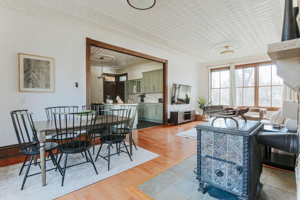 Afton Mountain Inn Room photo